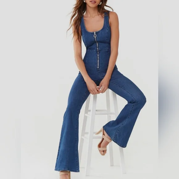 Forever 21 Denim Zip-Front Jumpsuit, Size Large, Flare Leg - Picture 1 of 2
